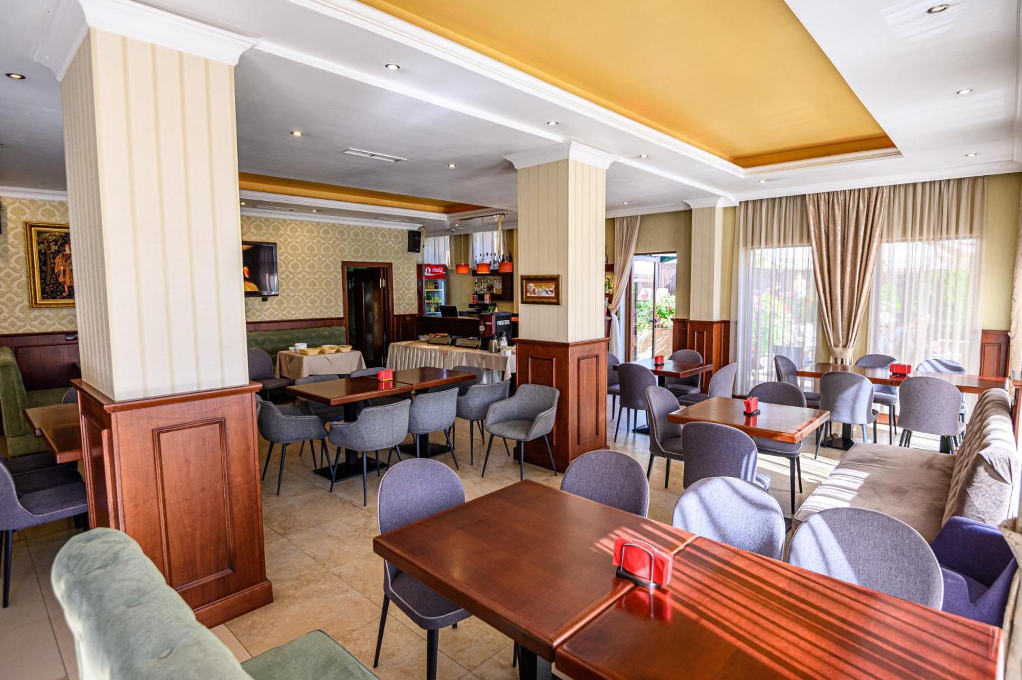 Aquilon Hotel & Thermal Pools Banya  Dış mekan fotoğraf